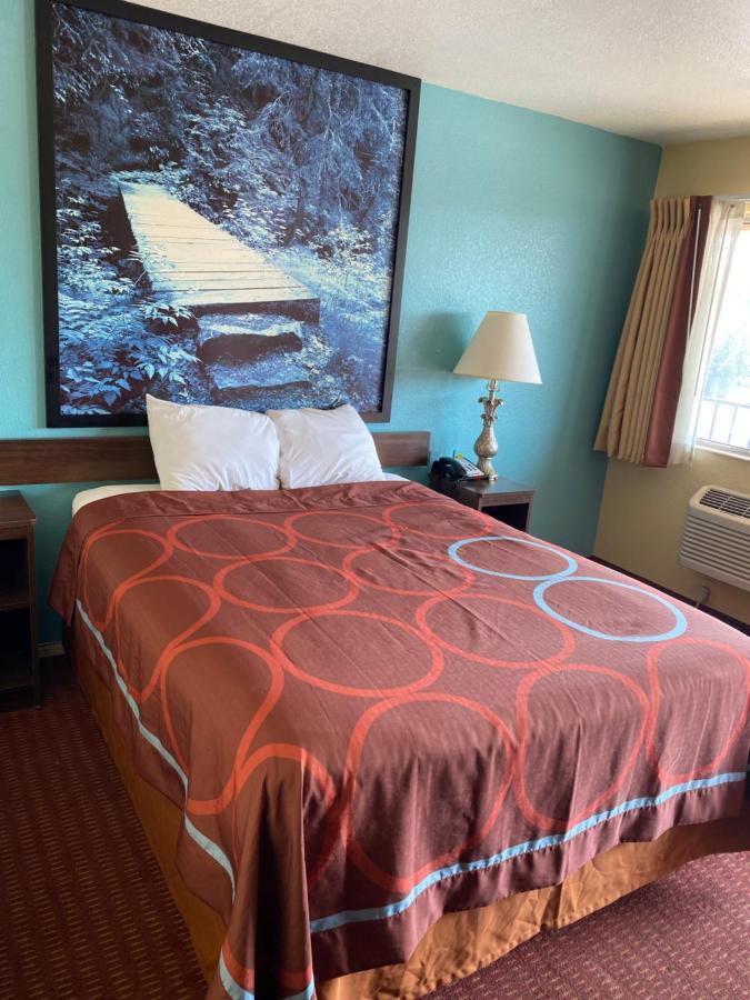 ซูเปอร์ 8 บาย วินด์แฮม มิดเวสต์ ซิตี้ โอคลาโฮมา Motel มิดเวสต์ซิตี้ ภายนอก รูปภาพ